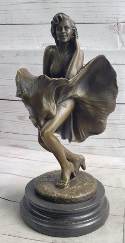 Marilyn monroe statue - marilyn,