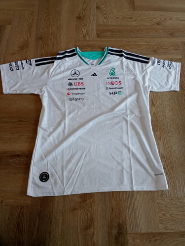 Mercedes amg petronas team - petronas, f1