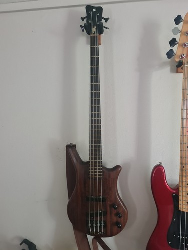 2004 warwick thumb bass