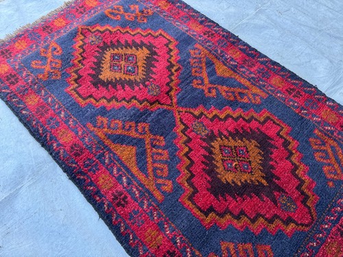 Blue medallion afghan - blue,