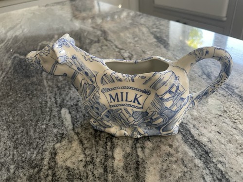 Mathilda kitchen cow - kitchen,