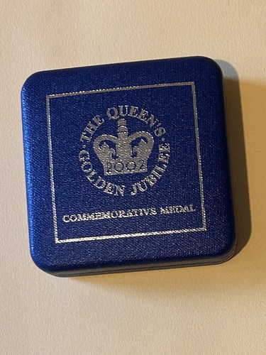 Royal mint 2002 queen - royal,