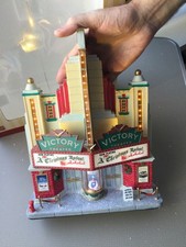 Lemax Christmas Village Essex Street Façade - Victory Theater 55920 Retired
