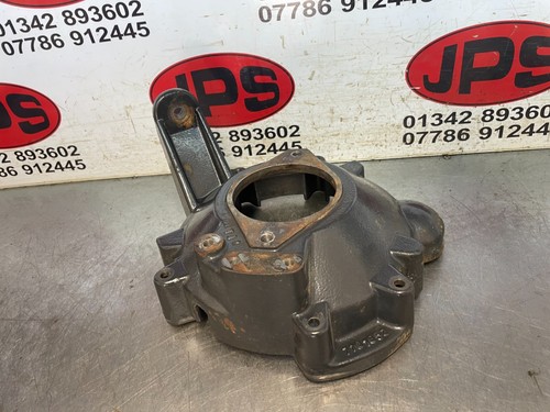 Cast flywheel cover pump - /,