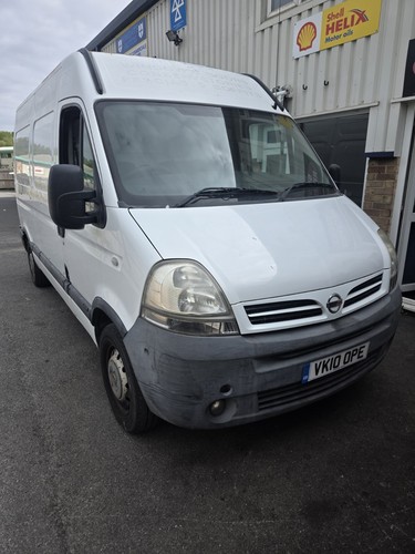 2010 van nissan interstar - 2010,