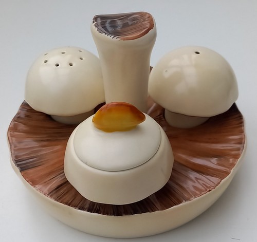 Vintage 1960s carlton ware - carlton,