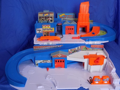 Hot wheels car wash - wash, service