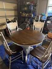 Table And 4 Chairs.  Oak With