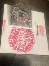 Chloe’s Creative Cards Metal Die Set Merry Christmas Circle 1 Die 12.9cm x12.8cm