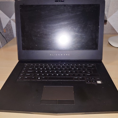 Faulty not power - on, alienware