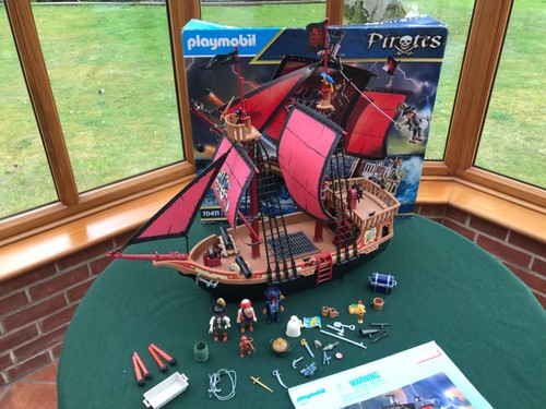 Playmobil skull pirate - skull,