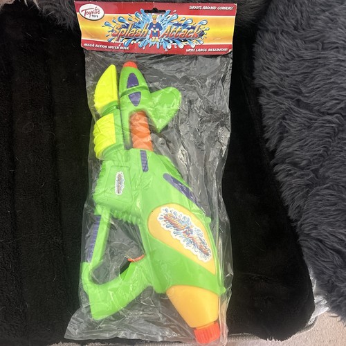 Pump action water gun - water,