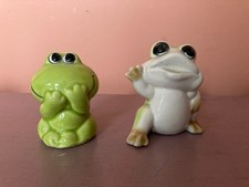 2 Cute Ceramic Frog Ornaments