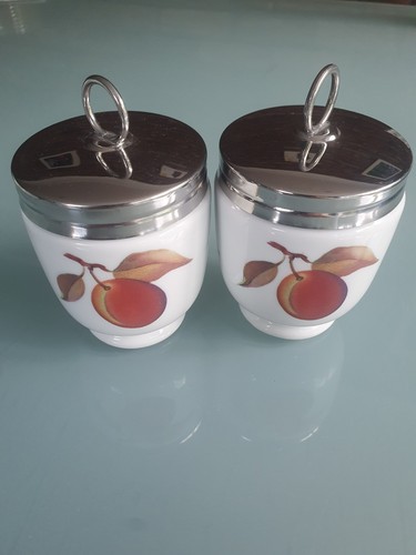 Pair royal worcester - of, egg