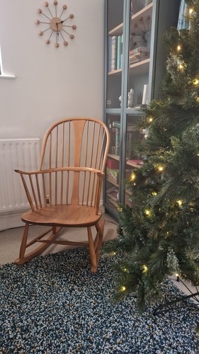 Ercol chair makers blonde - ercol,