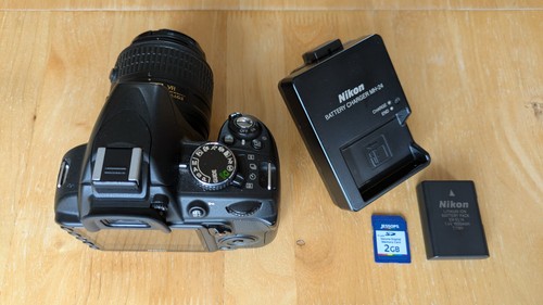 Nikon d3100 dlsr used - dlsr,