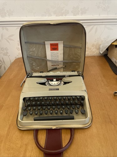 Underwood model portable - model, 18