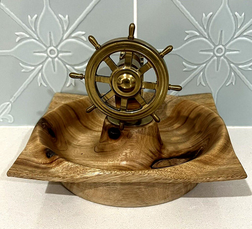 Beautiful brass ships wheel - beautiful,
