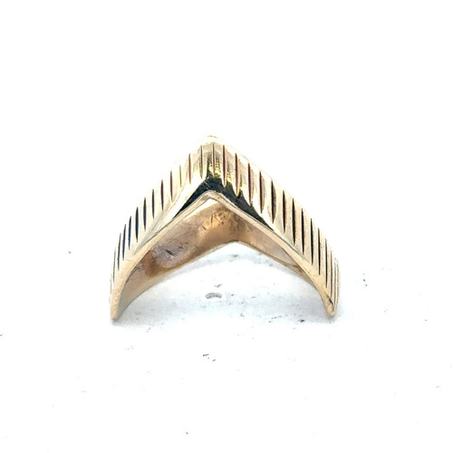 9ct yellow gold ring - size, l1/2