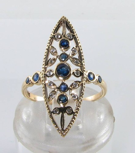 9ct gold sapphire and diamond - 9ct,