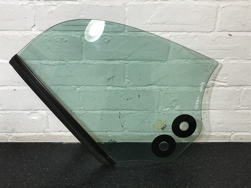 Mini rear window glass quarter - rear,