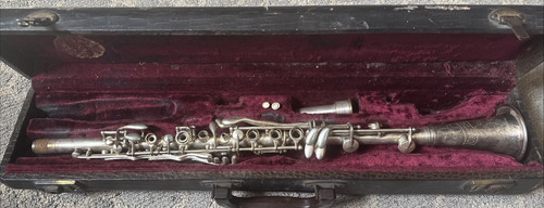 Capital silver plated metal - capital, silver-plated
