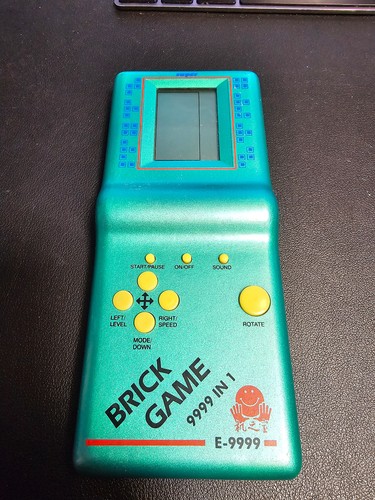 Retro brick game 9999 in - retro,