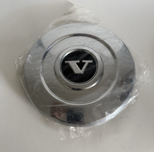 Classic volvo hub cap chrome - hub,