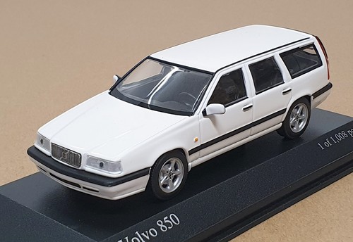Minichamps scale 430 - scale,