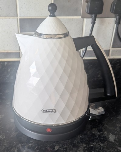 Longhi brillante 3000w 7l - de'longhi,
