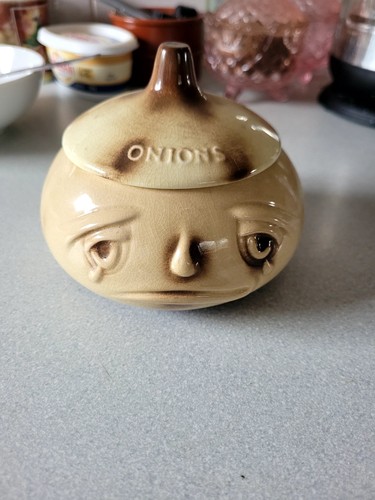Sylvac onion facepot - onion, 1960