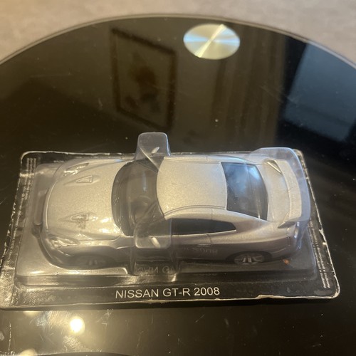 Nissan 2008 toy car - nissan,