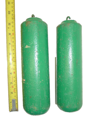 Pair day longcase - longcase, weights