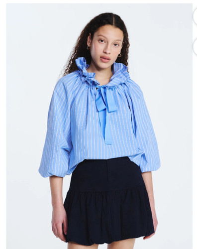 Free assembly puff neck - puff,