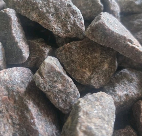 Stunning red black granite - ,