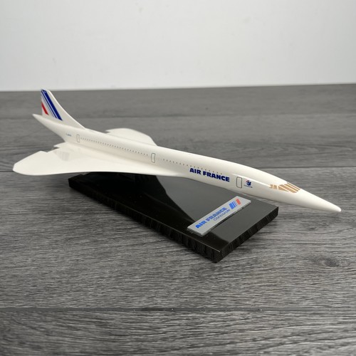 Concorde plane display - plane, model