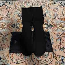 Yeezy Pods Size 3, US Men’s