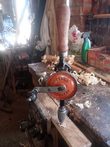 Vintage stanley hand cranked - hand,