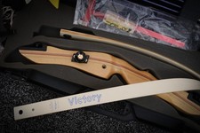 Cartel Recurve Bow Set –