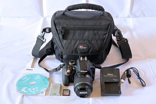 Nikon d3300 2mp dslr - 24.2mp,
