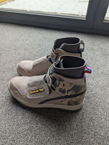 Reebok alien bug - reebok, stomper