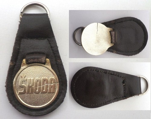 Old gdr car keychain plaque - gdr, keychain/plaque