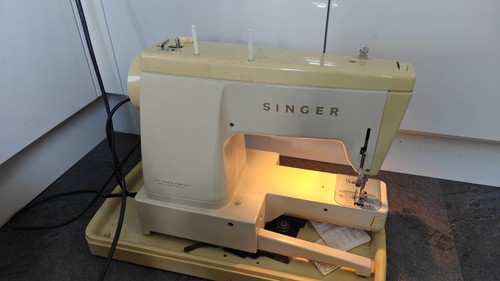 Singer 1978 522 - sewing, machine