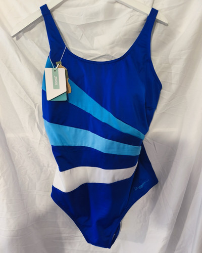 Zoggs striped one - one, piece