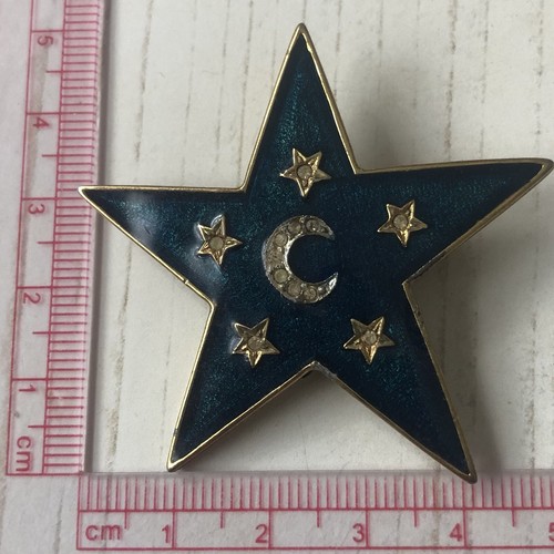 Vintage enamel star with - enamel,