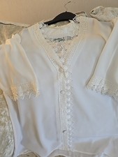 Vintage Beautiful Ladies Lace