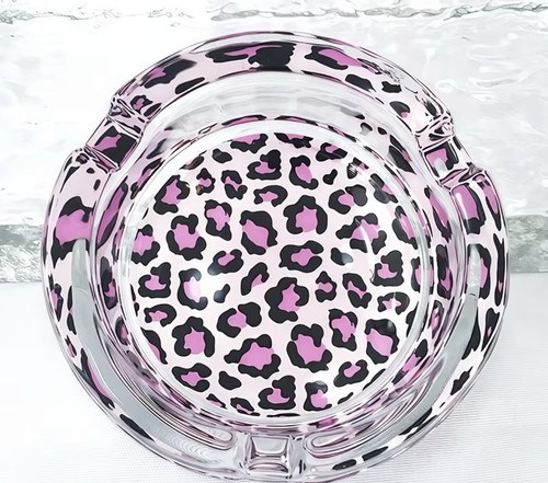 Round pink glass leopard print - round,