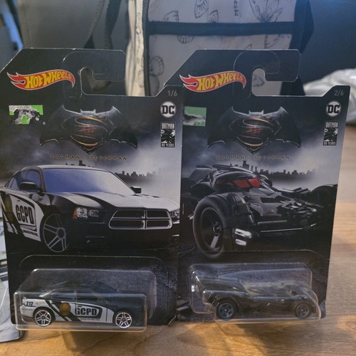 Hot wheels batman superman - batman, v