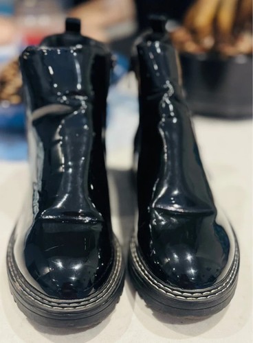 Patent ankle boots size - , 5