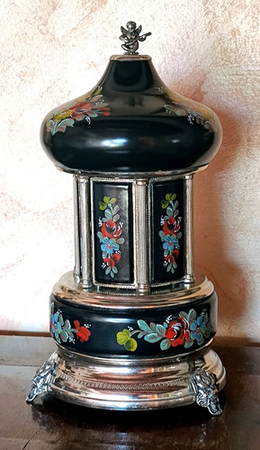 Vintage reuge carousel music - carousel,